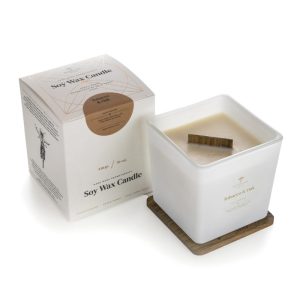 BLACKCURRANT & CEDARWOOD / WHITE 450gr.