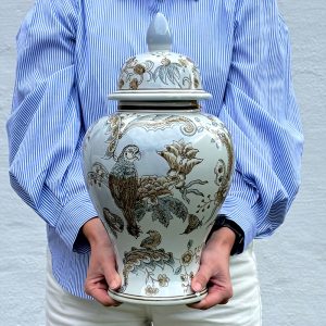Urne | Hvit med blå detaljer