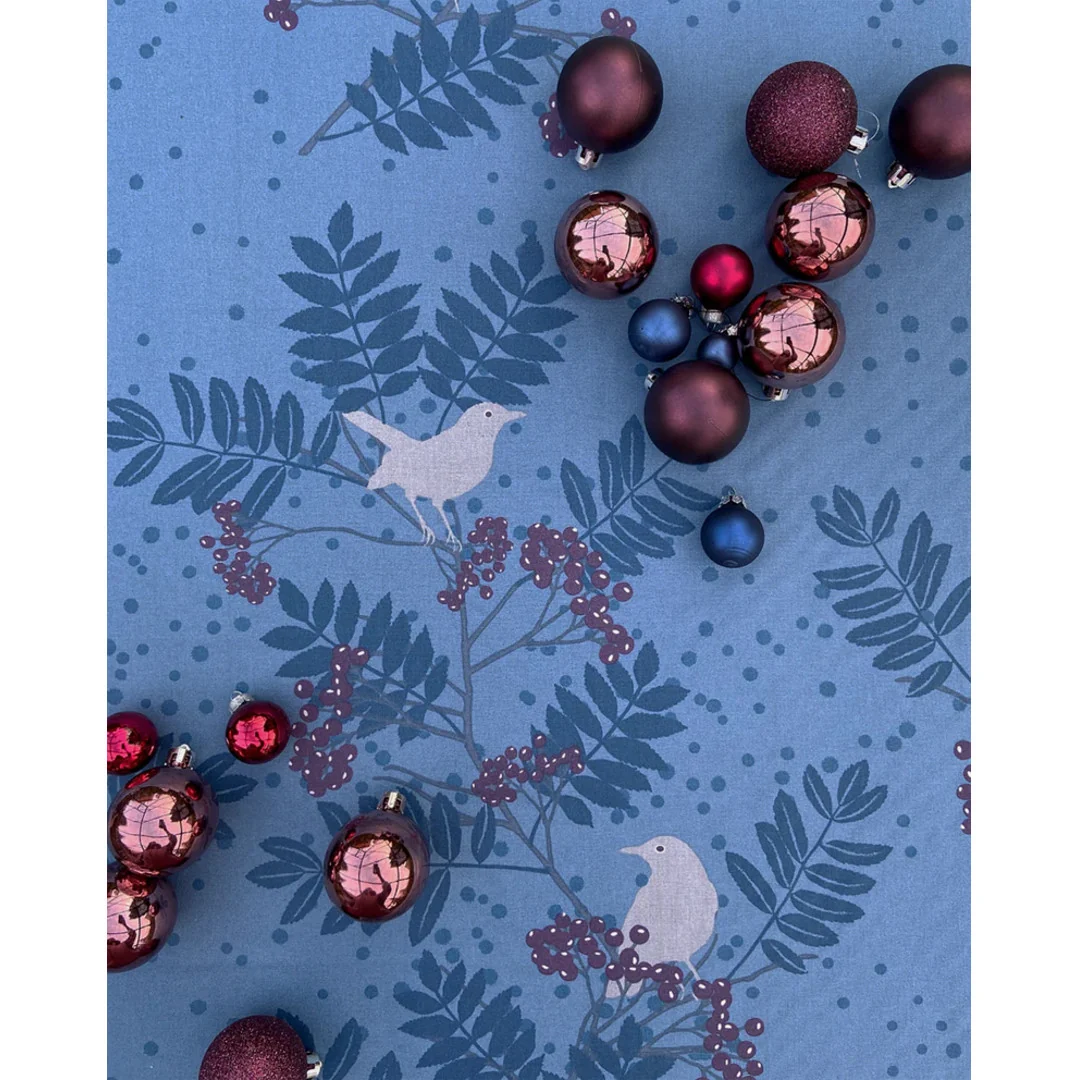 Blackbird Støvet Blå – Notes by Susanne Schjerning, akrylduk med antiskli