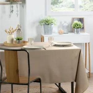 Nelson – ensfarget rektangulær duk med flekkavvisende behandling 145 x 240 cm linfarget